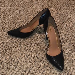 Mossimo Black Snakeskin D'Orsay Heels Sz. 8